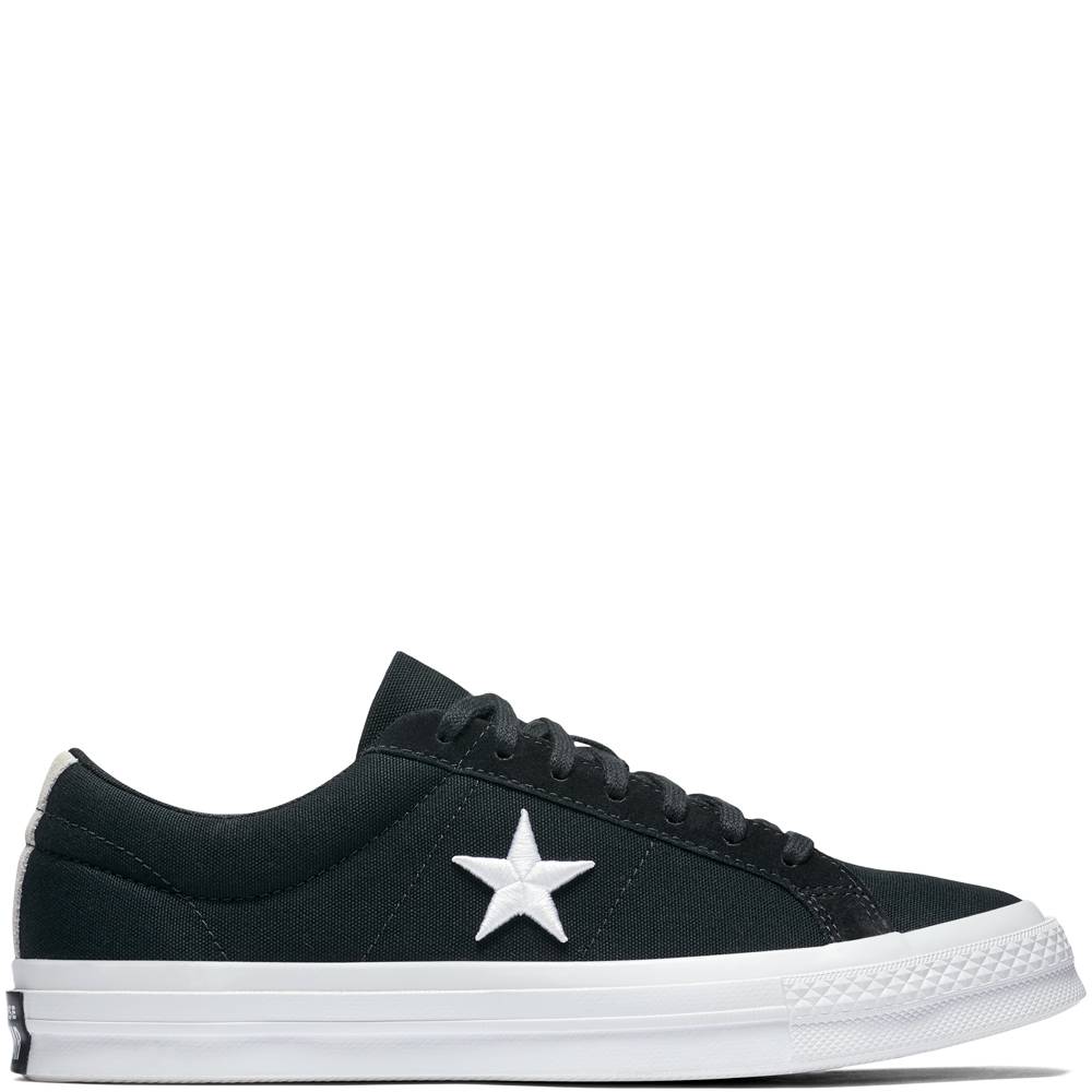 Converse-de-98e5a74e895148d1d92db881519fa223-e37f9