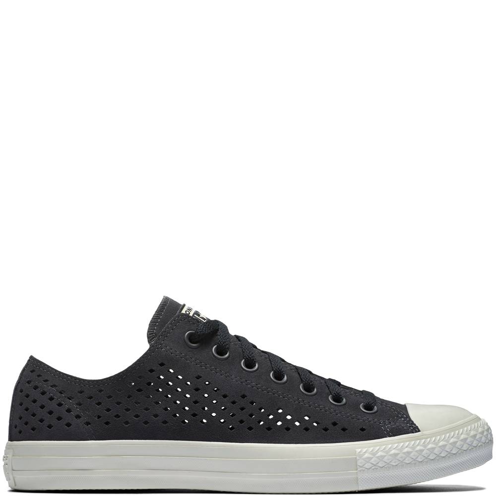 Converse-de-af0e55769e502cd87fa05012e2c64014-695b2