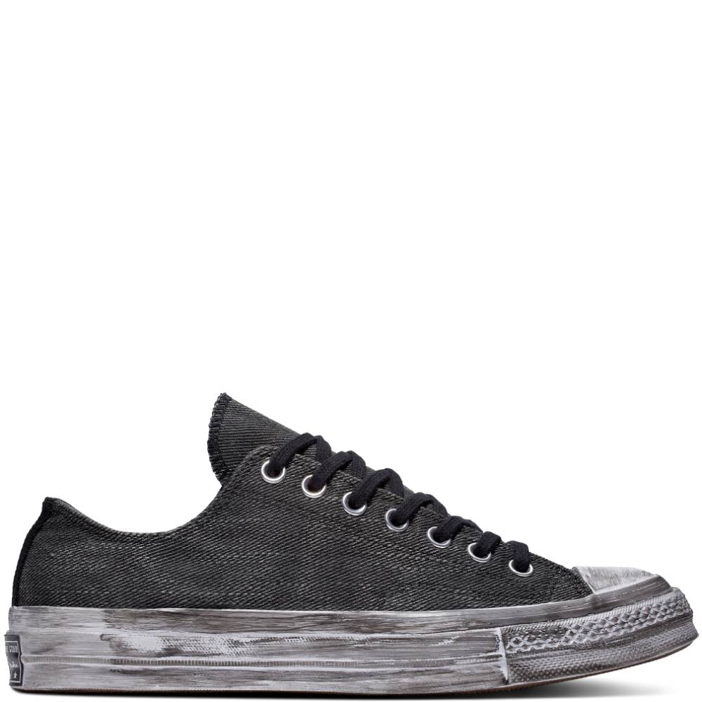 Converse-de-c27fcdf3c67cf864e245e37f323d9057-9ed97