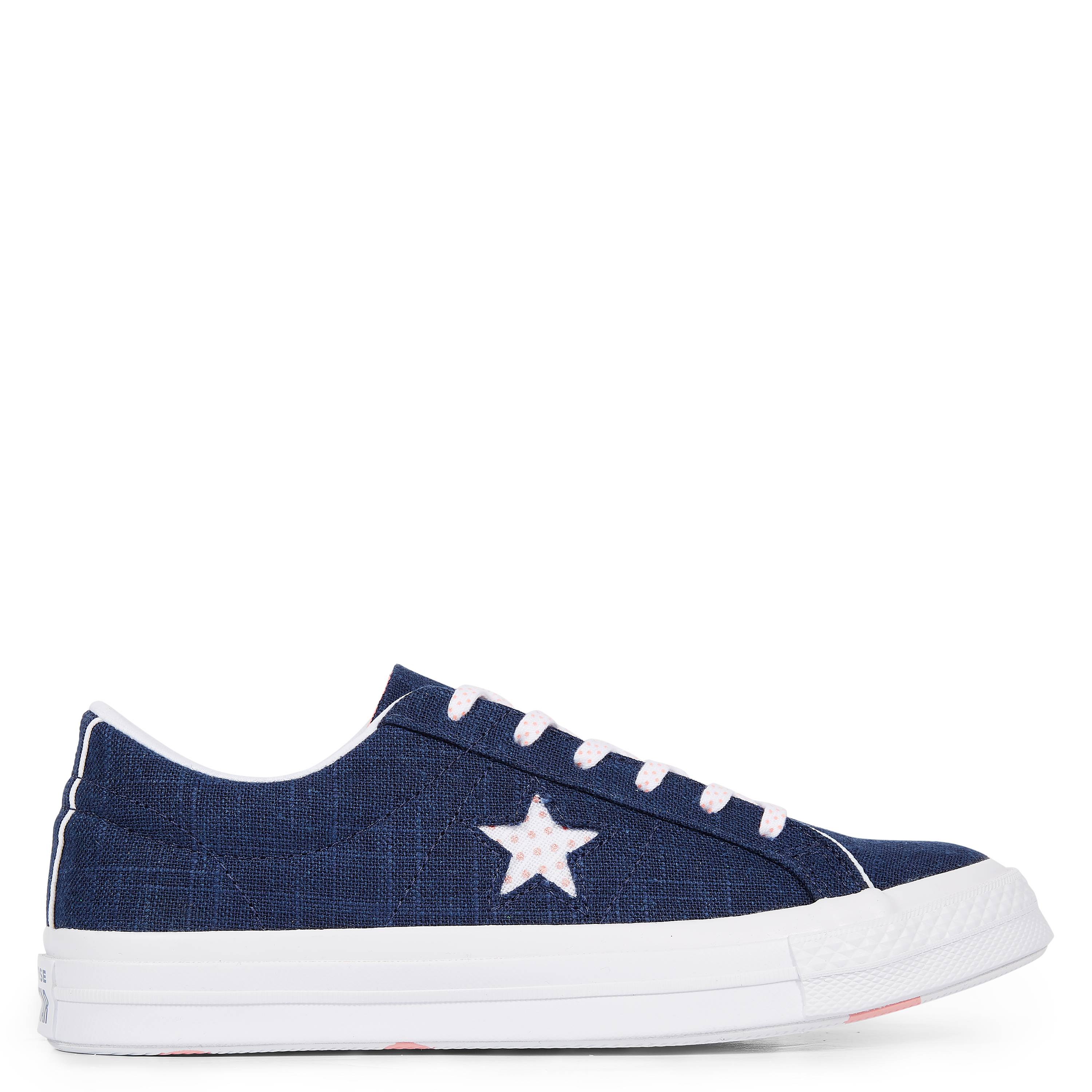 Converse-de-f63a2f0022cb9c90a9dd2812417d893a-b31d6