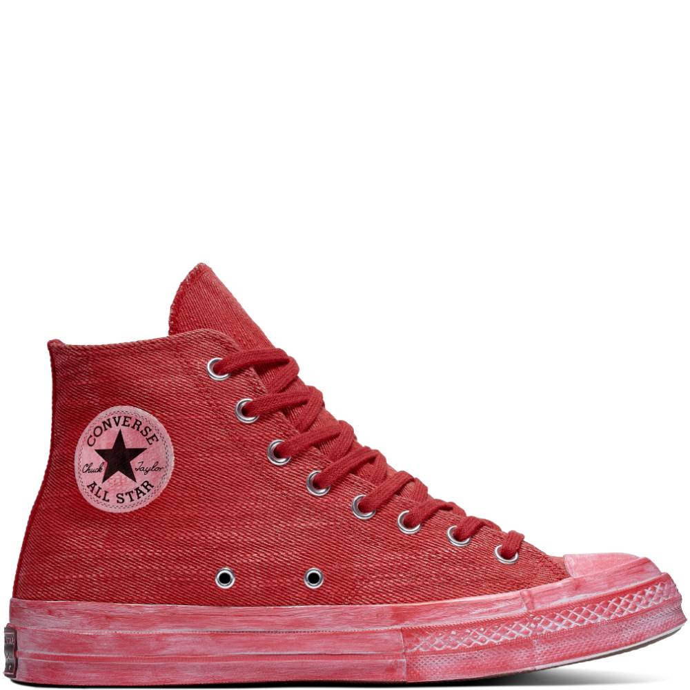 Converse-de-fe6f1c6011be3cb657e5dcff4804ab87-f1146