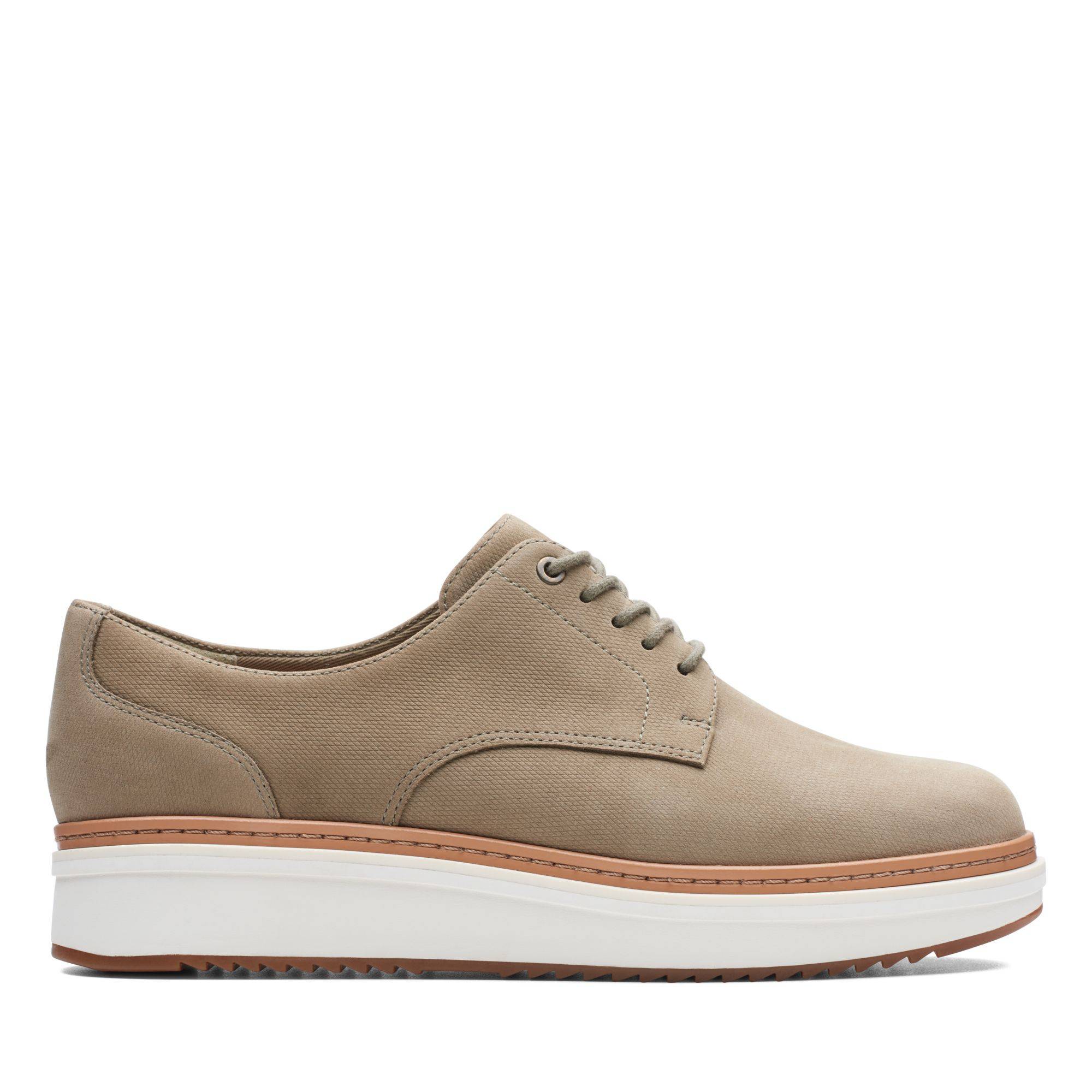 clarks-de-23070564359-dce49