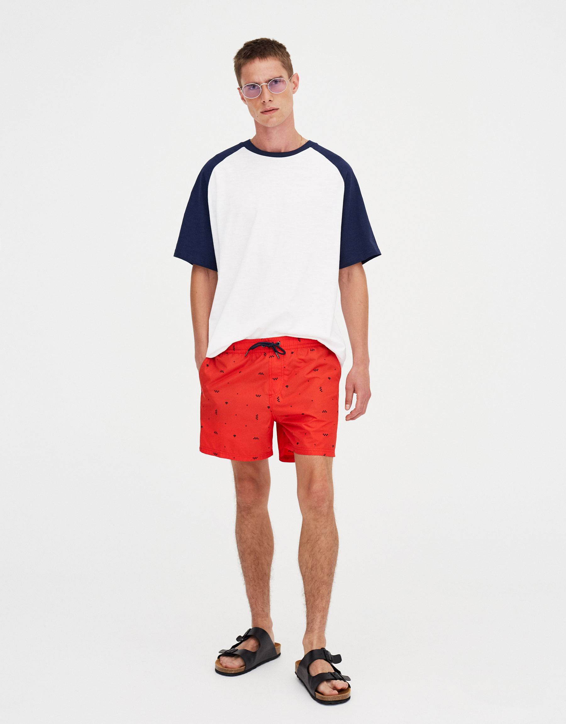 pullandbear-de-22102655417-89190